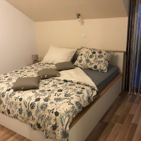 Apartman Mig Solin Exterior photo